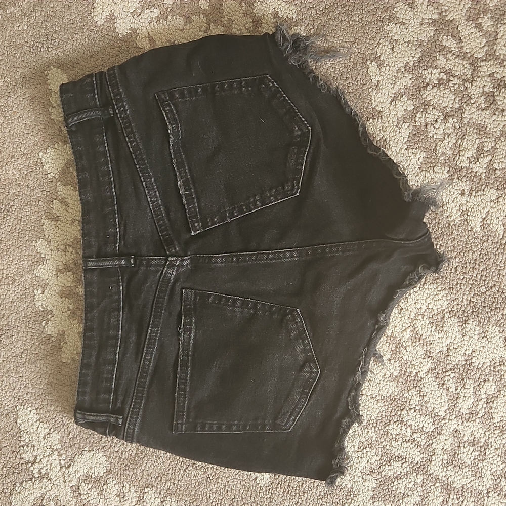 ZARA High Rise Shorts - Picture 3 of 4